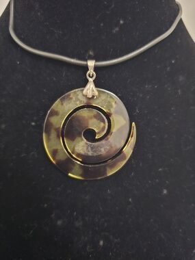 Faux tortoise shell Necklace